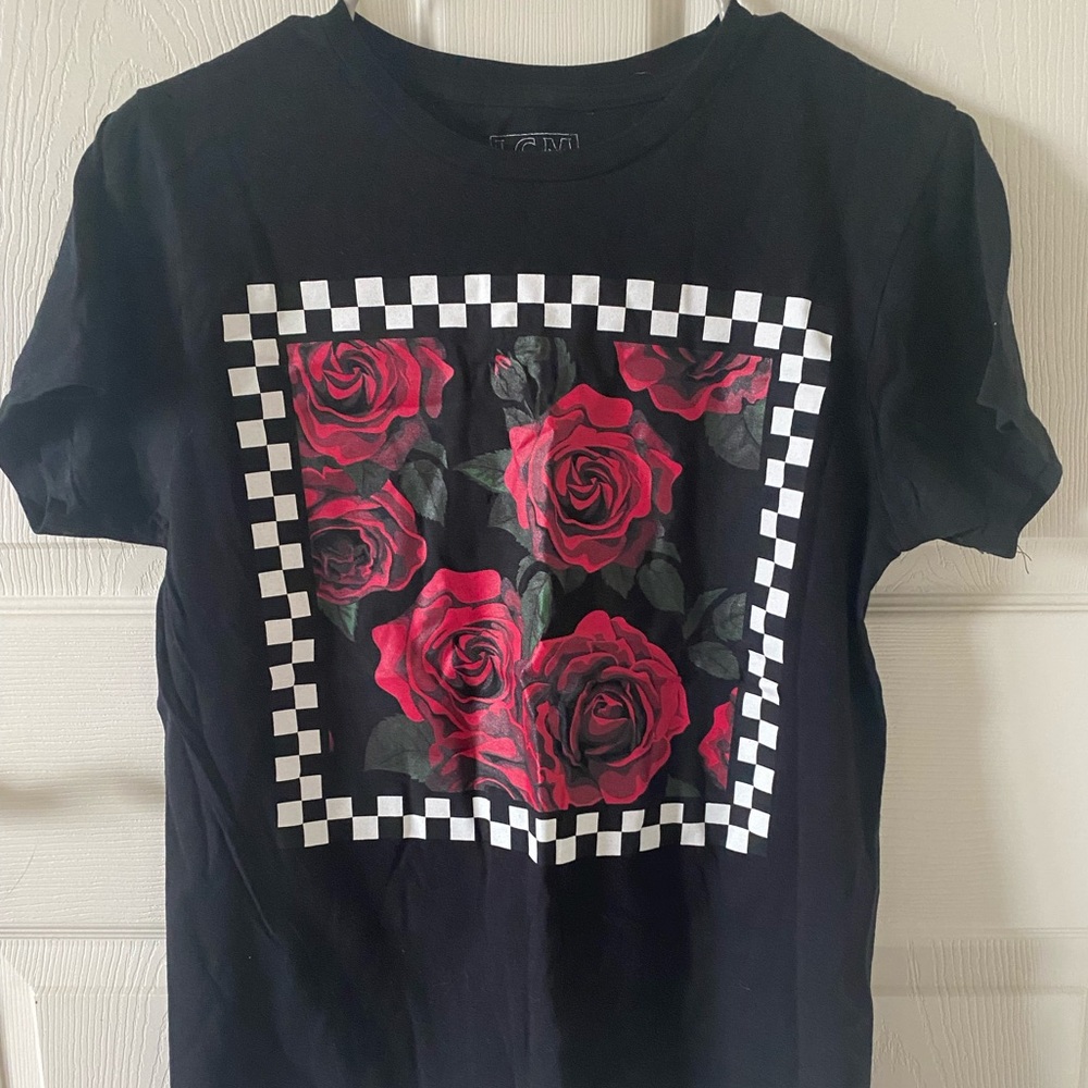 Men’s Small Rose Checkerboard Graphic Tee